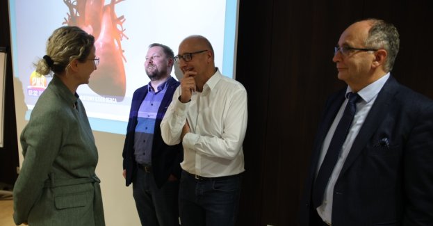 Polska staje się miejscem, gdzie powstają technologie przyszłości - od detektorów kosmicznych, przez inteligentne systemy diagnostyczne, po ekologiczne rozwiązania dla miast. Wszystko to możliwe dzięki wsparciu Funduszy Europejskich dla Nowoczesnej Gospodarki (FENG) pozyskanym w Polskiej Agencji Rozwoju Przedsiębiorczości (PARP), które pozwalają krajowym firmom rozwijać przełomowe projekty, zachowując cenne know-how w Polsce i wprowadzając produkty o światowym zasięgu.